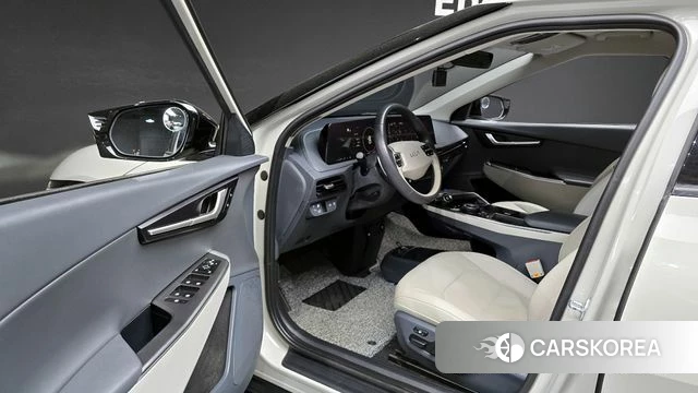 Kia EV6 2022 Жемчужный цвет из Кореи, фото 2