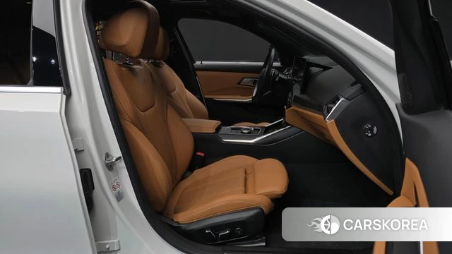 BMW 3 Series (G20) 2024 Белый из Кореи, фото 2