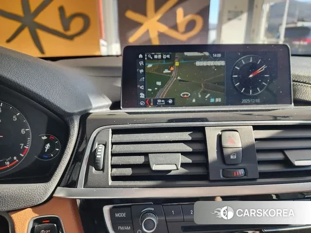 BMW 4 Series (F32) 2018 Черный из Кореи, фото 2