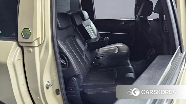Ssangyong The New Rexton Sport 2023 Жемчужный цвет из Кореи, фото 2
