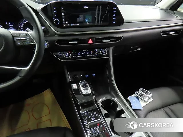 Hyundai Sonata Hybrid (DN8) 2021 Черный из Кореи, фото 2