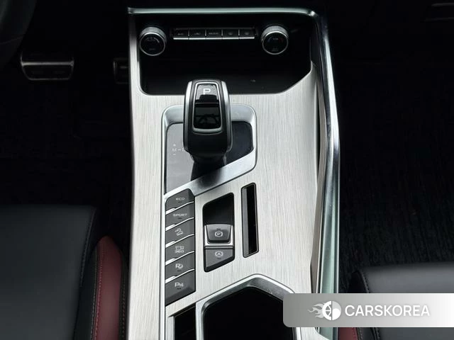 Geely Automobile Binyue 2019 Красный из Китая, фото 2