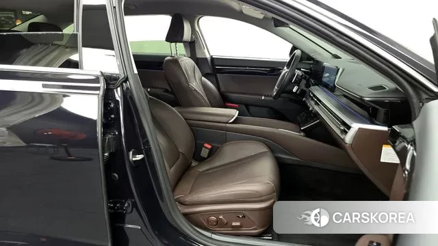 Hyundai Grandeur Hybrid (GN7) 2023 Черный из Кореи, фото 2