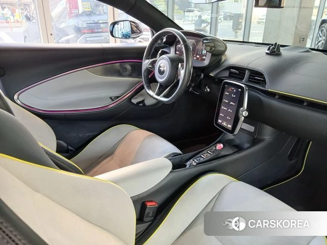 McLaren Artura 2023 Серебряный из Кореи, фото 2