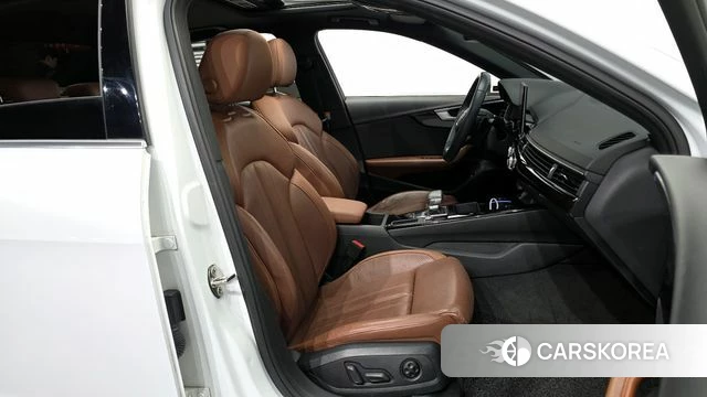 Audi A4 (B9) 2021 Белый из Кореи, фото 2