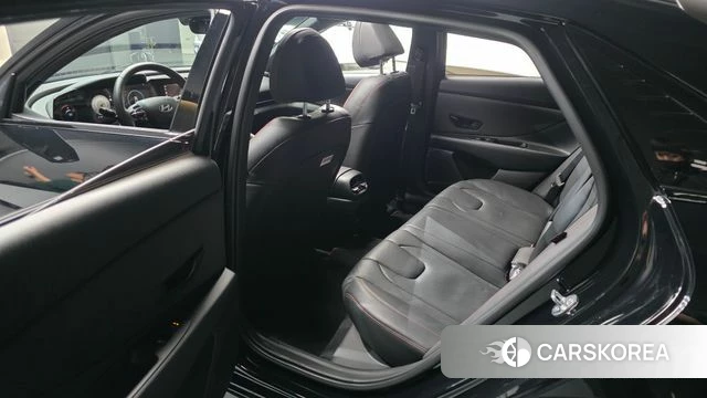 Hyundai The New Avante (CN7) 2024 Черный из Кореи, фото 2