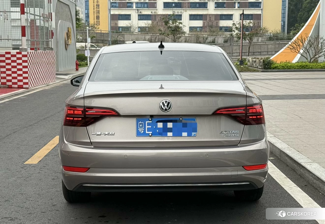 Volkswagen Sagitar 2020 Коричневый из Китая, фото 2