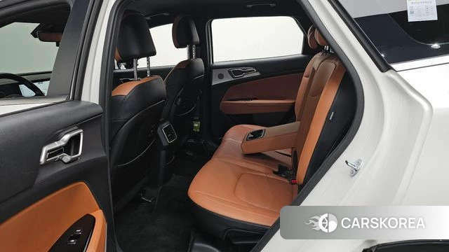 Kia Sportage 5th Generation 2024 Белый из Кореи, фото 2