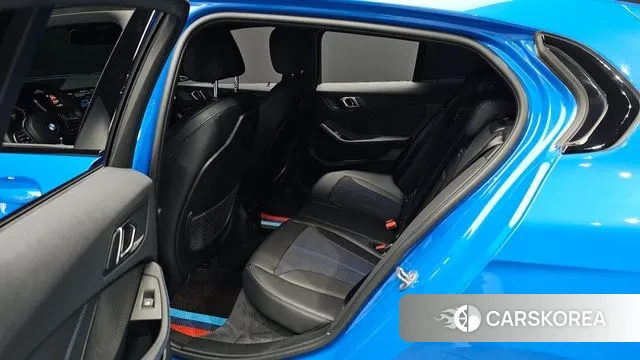 BMW 1 Series (F40) 2024 Синий из Кореи, фото 2