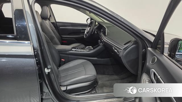 Hyundai Sonata (DN8) 2019 Серый из Кореи, фото 2