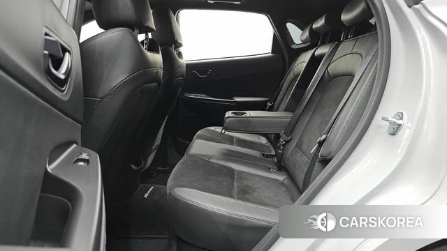 Hyundai The New Kona 2022 Серебристо-серый из Кореи, фото 2