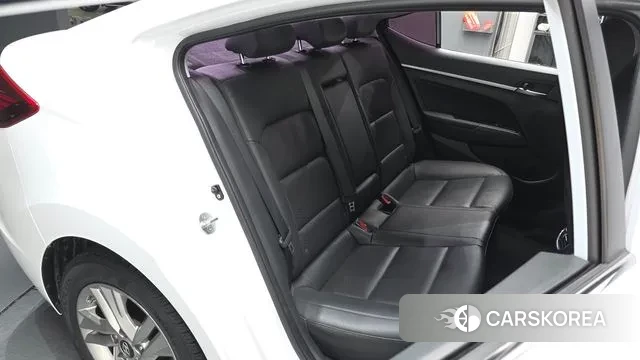 Hyundai The New Avante AD 2018 Белый из Кореи, фото 2