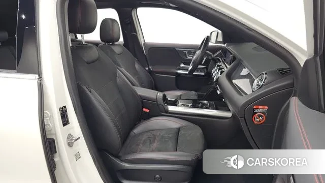 Mercedes-Benz GLA - Class H247 2020 Белый из Кореи, фото 2