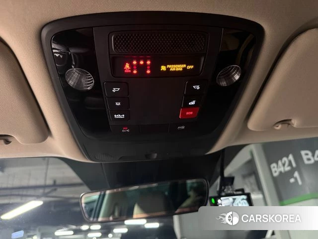 Kia Carnival 4th generation 2023 Черный из Кореи, фото 2