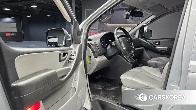 Hyundai The New Grand Starex 2019 Серебряный из Кореи, фото 2