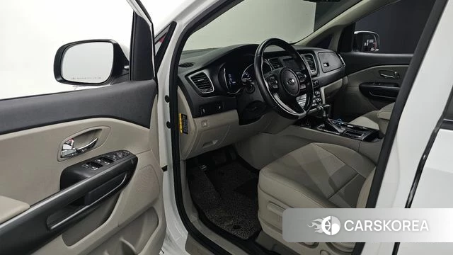 Kia The New Carnival 2018 Белый из Кореи, фото 2