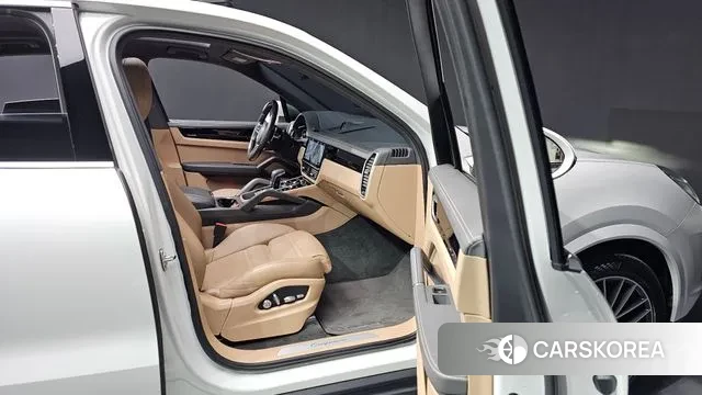 Porsche Cayenne (PO536) 2019 Белый из Кореи, фото 2