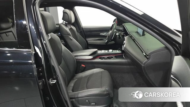 Genesis GV70 2021 Черный из Кореи, фото 2