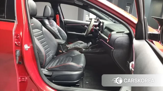 Kia The New K3 2nd generation 2021 Красный из Кореи, фото 2