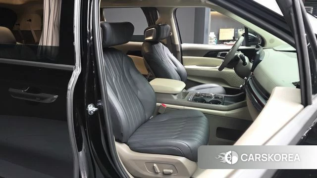 Kia The New Carnival 4th Generation 2026 Черный из Кореи, фото 2