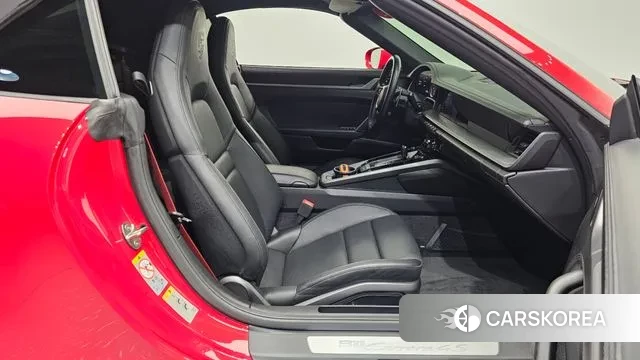 Porsche 911(992) 2021 Красный из Кореи, фото 2