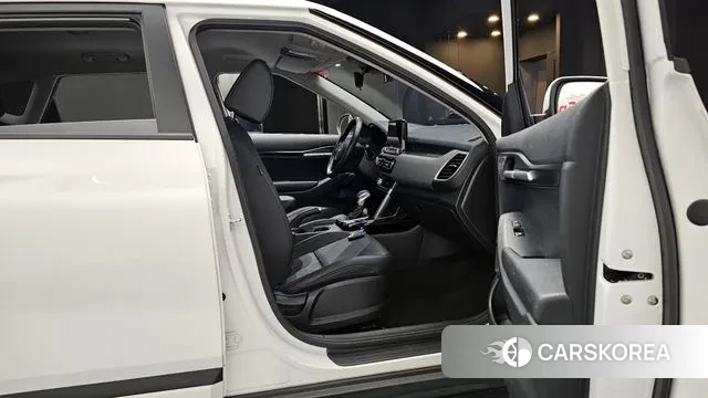 Kia Seltos 2022 Белый из Кореи, фото 2