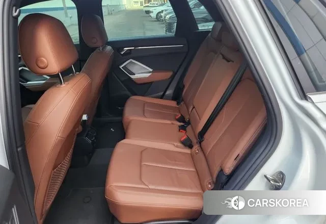 Audi Q3 (F3) 2022 Белый из Кореи, фото 2