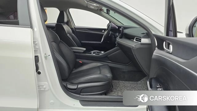 Kia K5 3rd generation 2020 Белый из Кореи, фото 2