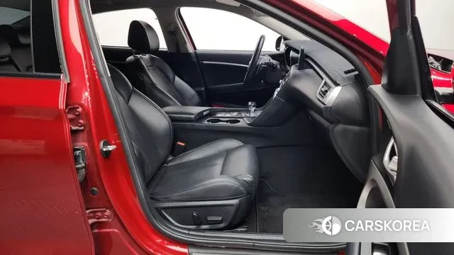 Genesis The New G70 2022 Красный из Кореи, фото 2