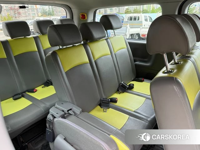 Hyundai The New Grand Starex 2019 Желтый из Кореи, фото 2