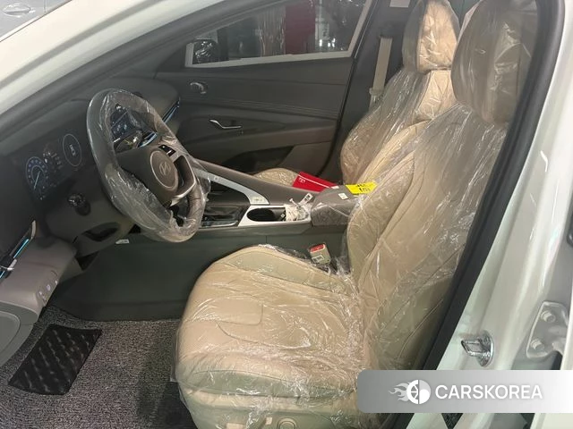 Hyundai The New Avante Hybrid (CN7) 2026 Белый из Кореи, фото 2