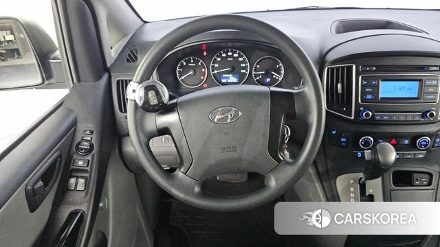 Hyundai The New Grand Starex 2018 Белый из Кореи, фото 2