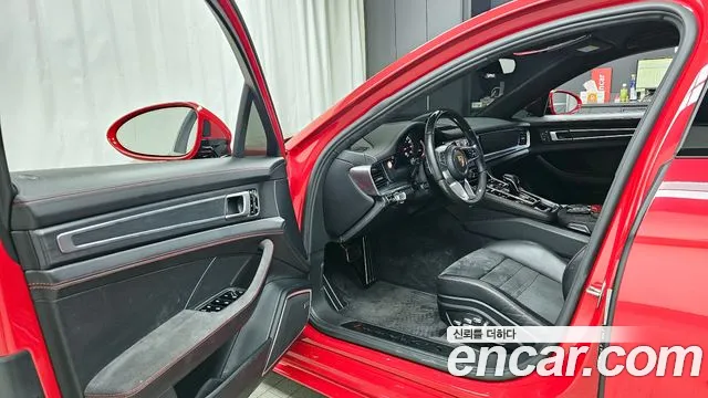 Porsche Panamera (971) 2019 Красный из Кореи, фото 2