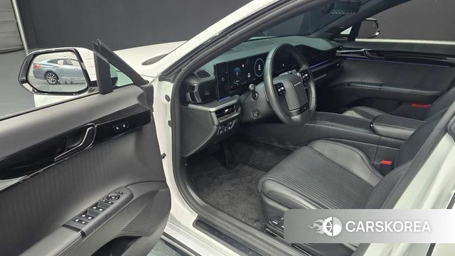 Hyundai Grandeur Hybrid (GN7) 2023 Белый из Кореи, фото 2