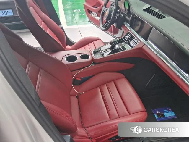 Porsche Panamera (971) 2022 Белый из Кореи, фото 2