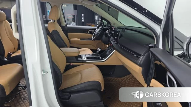 Kia Carnival 4th generation 2022 Белый из Кореи, фото 2