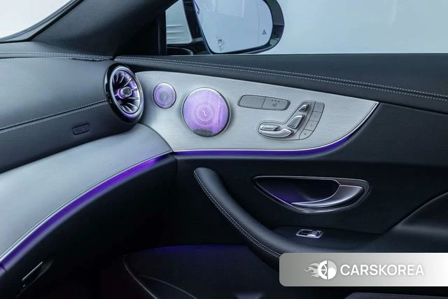 Mercedes-Benz E-class (imported) 2022 Белый из Китая, фото 2