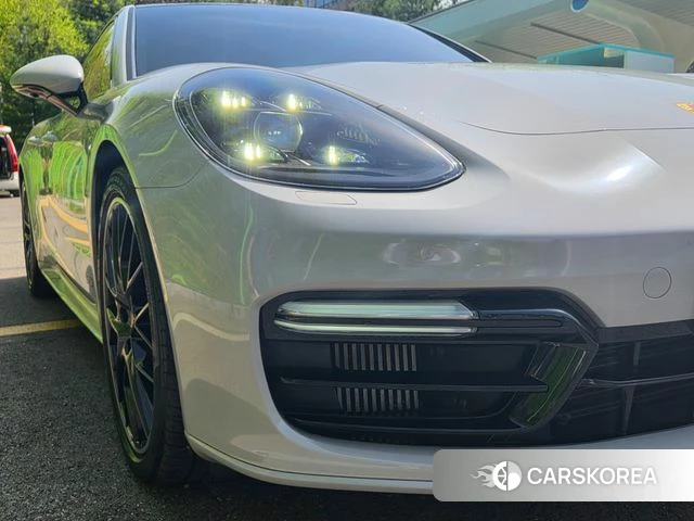 Porsche Panamera (971) 2020 Серебристо-серый из Кореи, фото 2