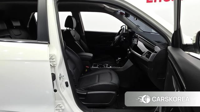 Ssangyong Beautiful Korando 2022 Белый из Кореи, фото 2