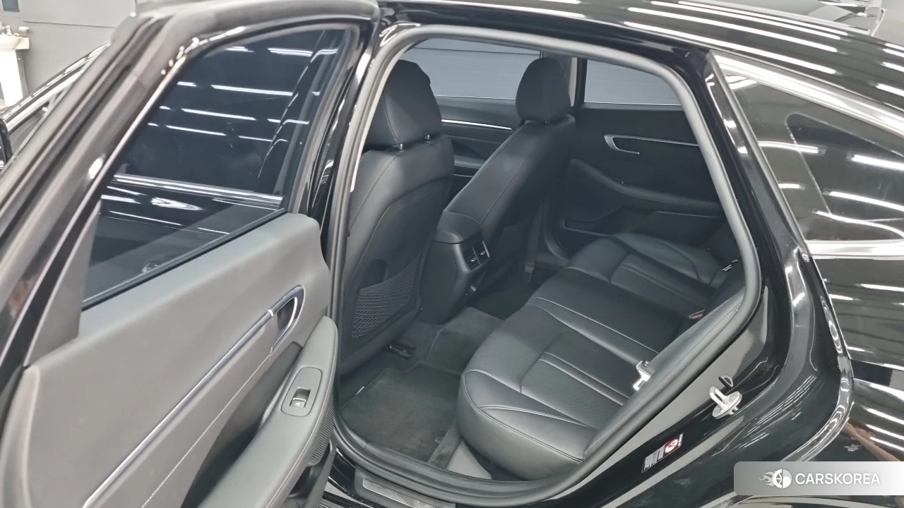 Hyundai Sonata (DN8) 2022 Черный из Кореи, фото 2