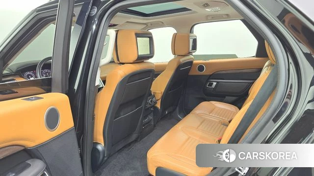 Land Rover Discovery 5 2020 Черный из Кореи, фото 2