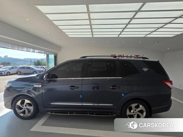 Ssangyong Korando Turismo 2018 Черный из Кореи, фото 2