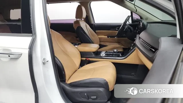 Kia Carnival 4th generation 2020 Белый из Кореи, фото 2