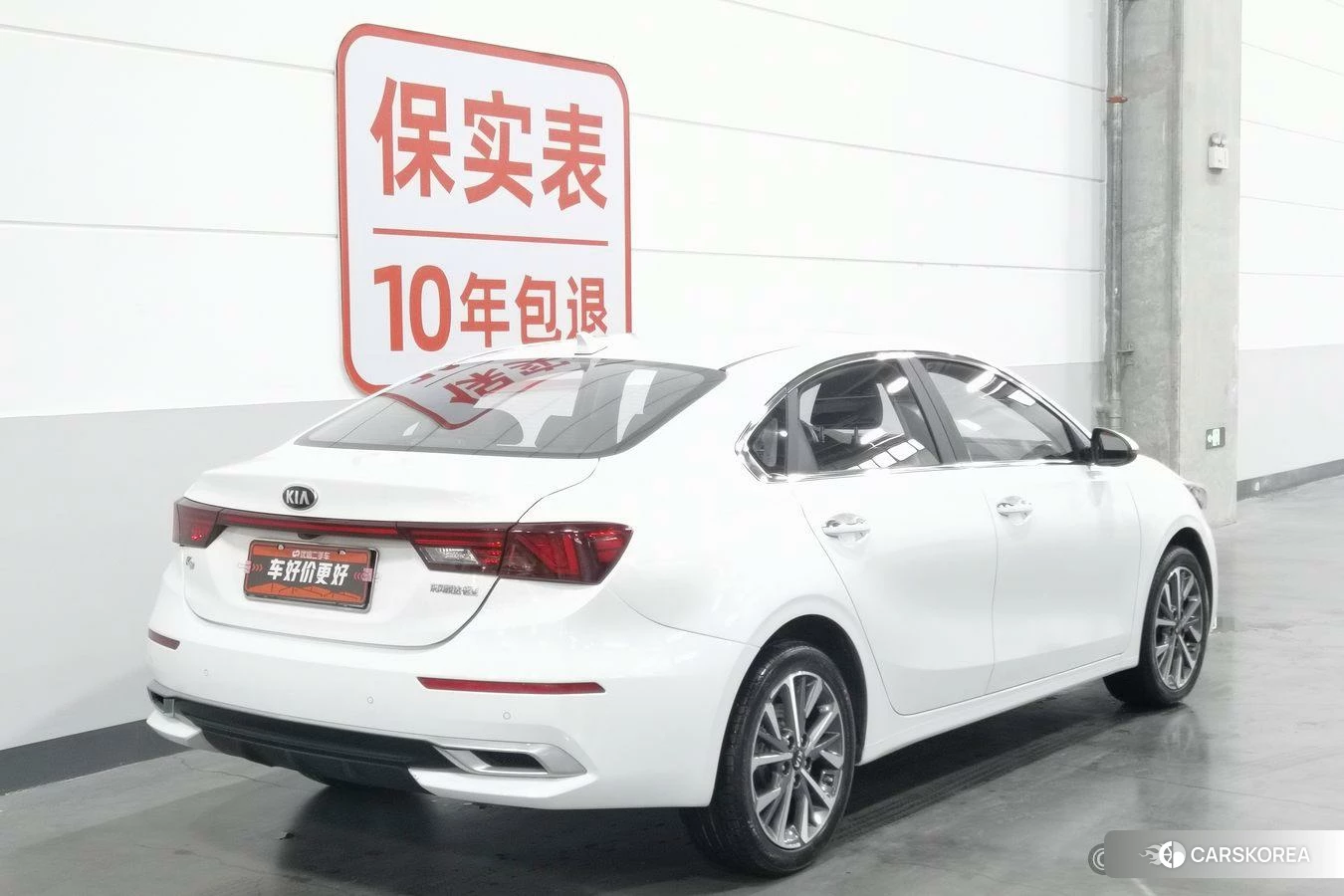 Kia K3 2021 Белый из Китая, фото 2