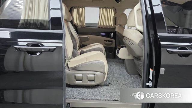 Kia Carnival 4th generation 2023 Черный из Кореи, фото 2