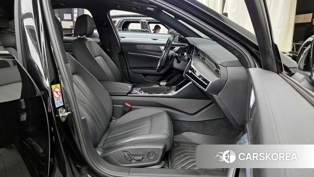 Audi A6 (C8) 2019 Черный из Кореи, фото 2