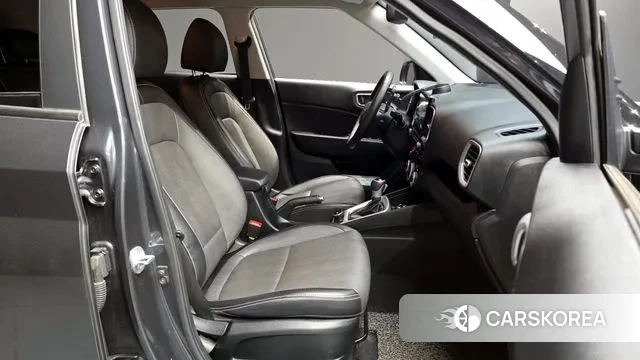 Hyundai Venue 2019 Серый из Кореи, фото 2