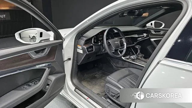 Audi A6 (C8) id 2900819 из Кореи 2