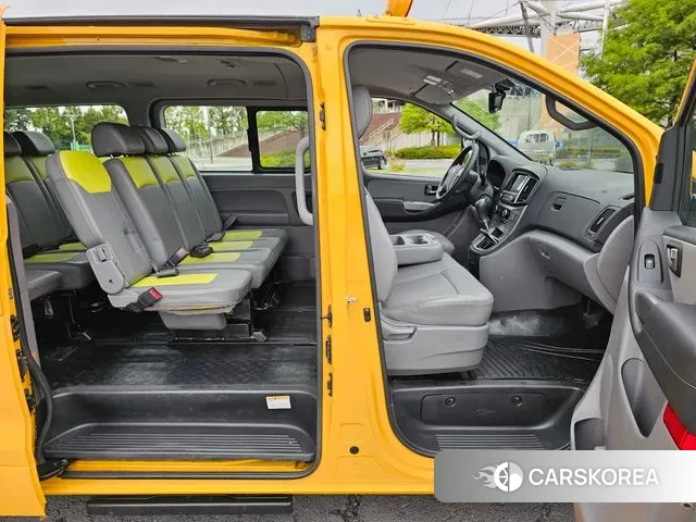 Hyundai The New Grand Starex 2021 Желтый из Кореи, фото 2