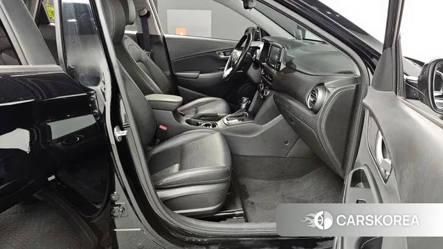 Hyundai Kona 2018 Черный из Кореи, фото 2